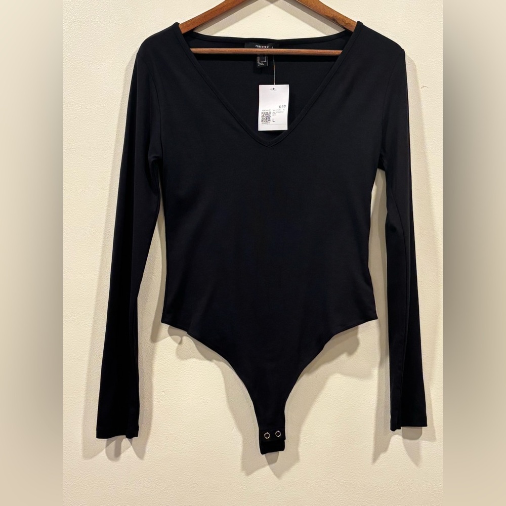 NWT Forever 21 Black Long Sleeve Bodysuit size L